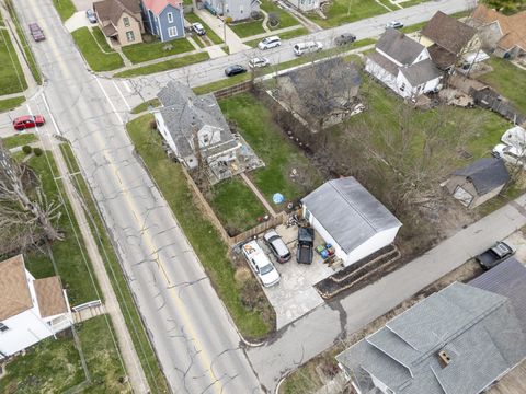 Tiny photo for 333 W 9th Street, Marysville, OH 43040 (MLS # 226010003)