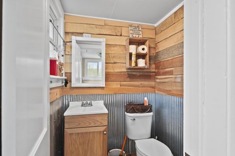 Tiny photo for 333 W 9th Street, Marysville, OH 43040 (MLS # 226010003)