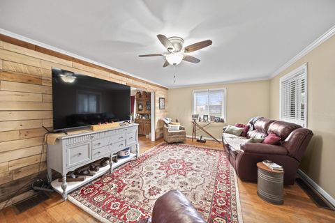 Tiny photo for 333 W 9th Street, Marysville, OH 43040 (MLS # 226010003)