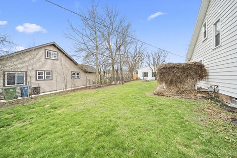 Tiny photo for 333 W 9th Street, Marysville, OH 43040 (MLS # 226010003)