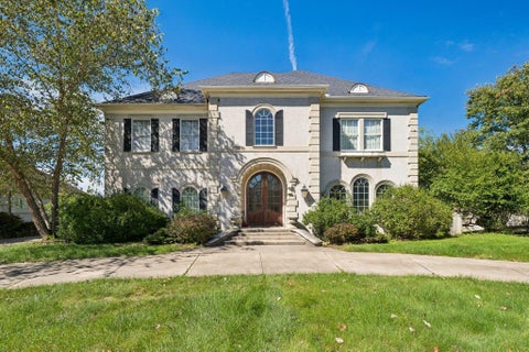 Photo of 10715 Campden Lakes Boulevard, Dublin, OH 43016 (MLS # 226037103)