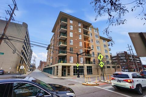 Photo of 196 S Grant Avenue S 505 #505, Columbus, OH 43215 (MLS # 225044495)