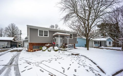 Tiny photo for 6458 Faircrest Road, Columbus, OH 43229 (MLS # 225044721)