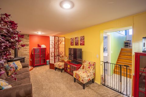 Tiny photo for 6458 Faircrest Road, Columbus, OH 43229 (MLS # 225044721)