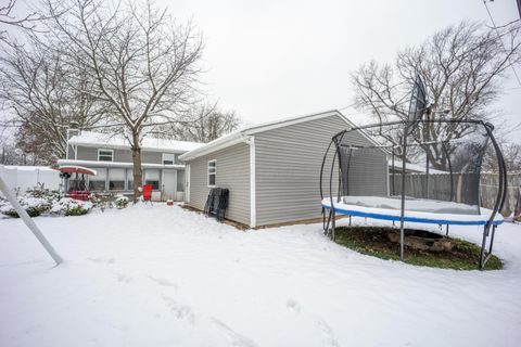 Tiny photo for 6458 Faircrest Road, Columbus, OH 43229 (MLS # 225044721)