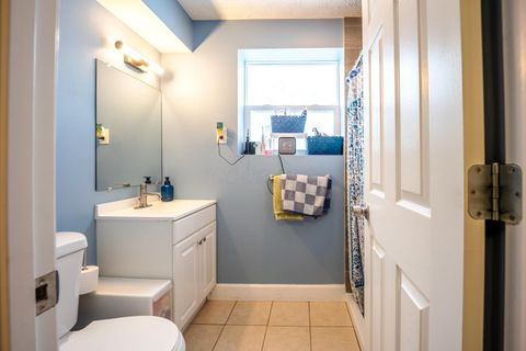 Tiny photo for 6458 Faircrest Road, Columbus, OH 43229 (MLS # 225044721)