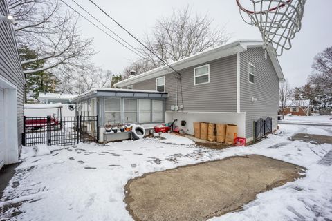 Tiny photo for 6458 Faircrest Road, Columbus, OH 43229 (MLS # 225044721)