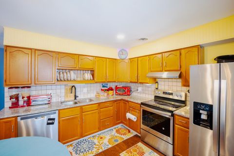 Tiny photo for 6458 Faircrest Road, Columbus, OH 43229 (MLS # 225044721)