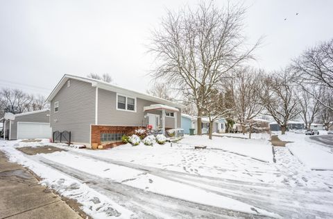 Tiny photo for 6458 Faircrest Road, Columbus, OH 43229 (MLS # 225044721)