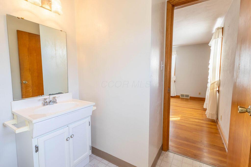 274 English Avenue, Newark, Ohio image 50