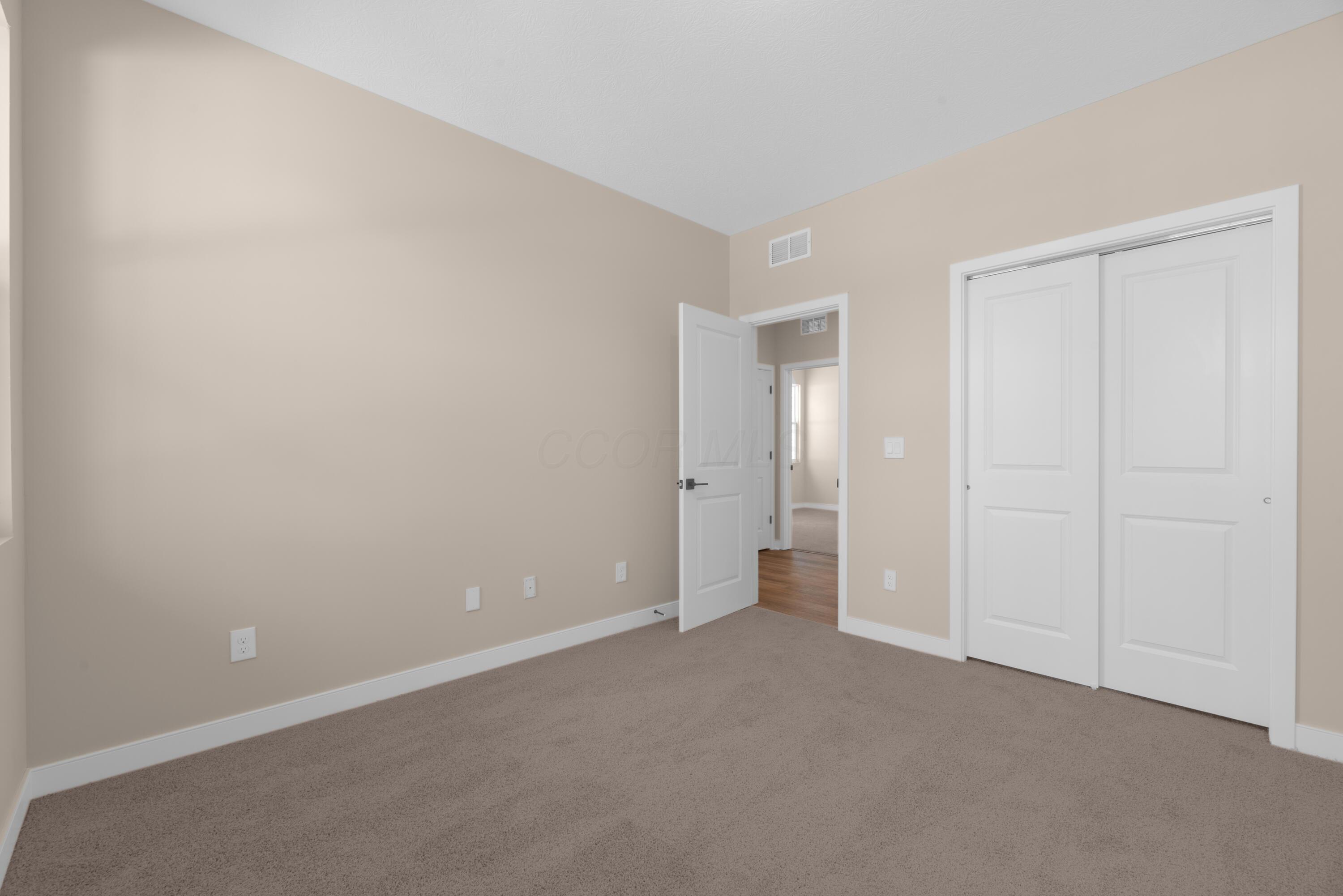 701 Grand View Drive, Howard, Ohio image 44