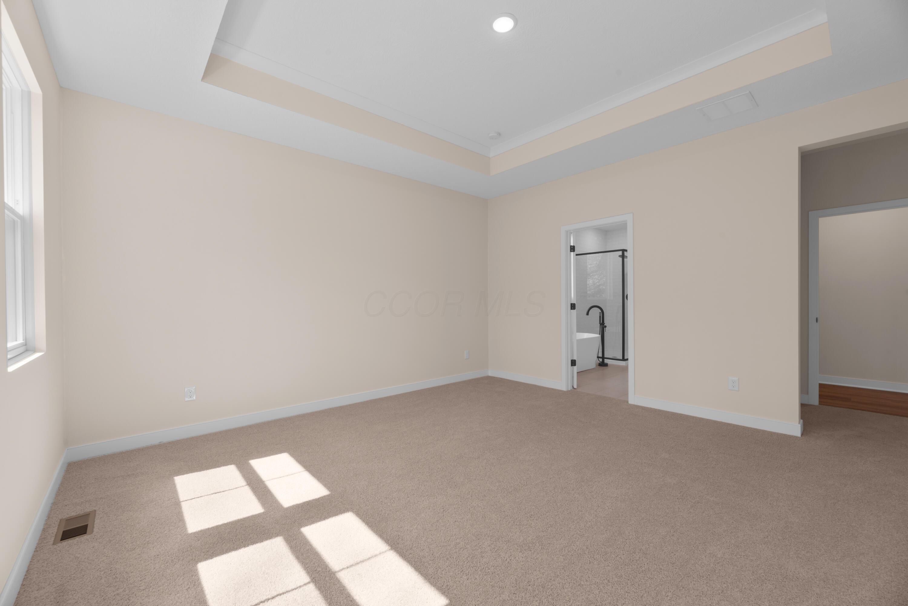 701 Grand View Drive, Howard, Ohio image 27