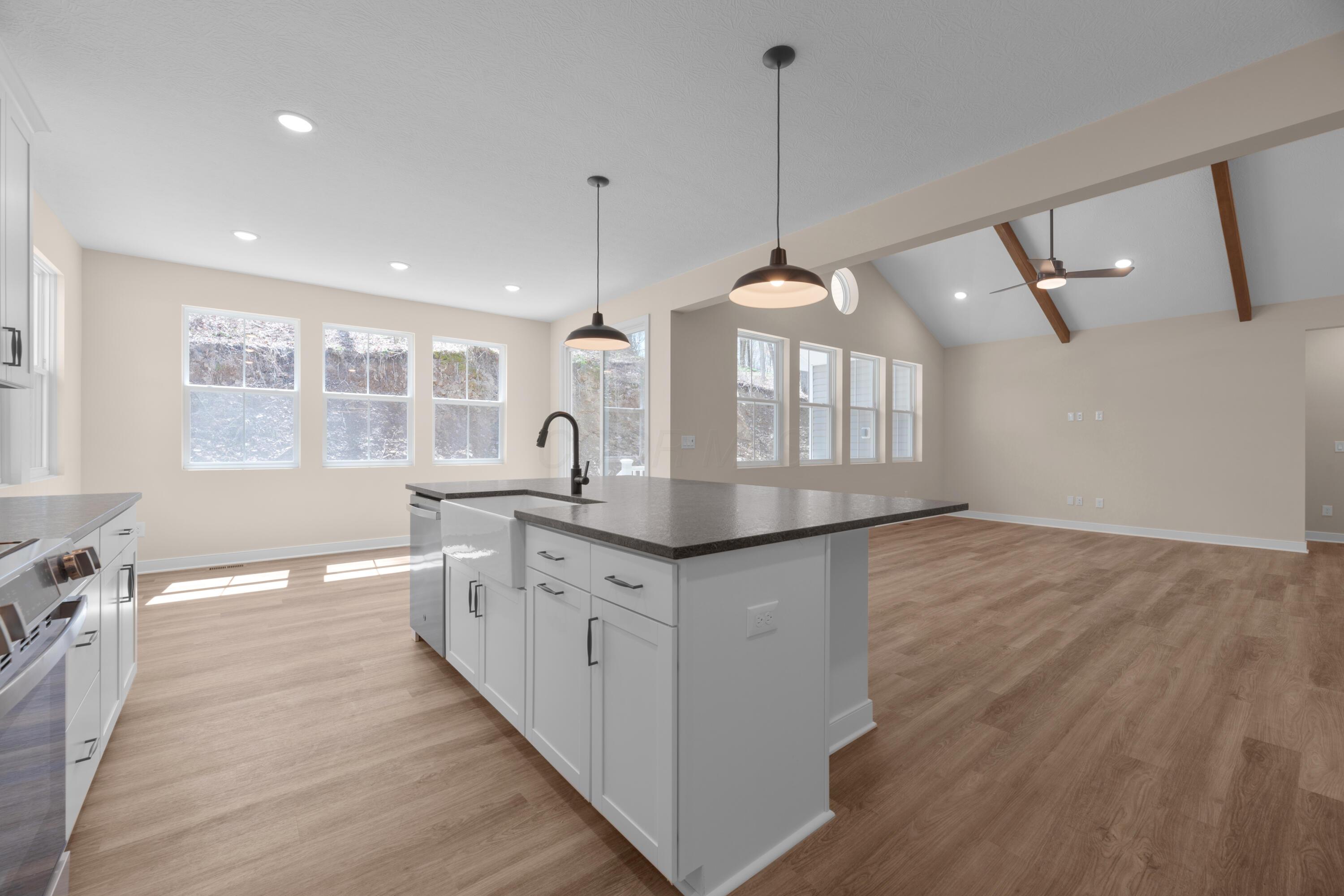 701 Grand View Drive, Howard, Ohio image 22