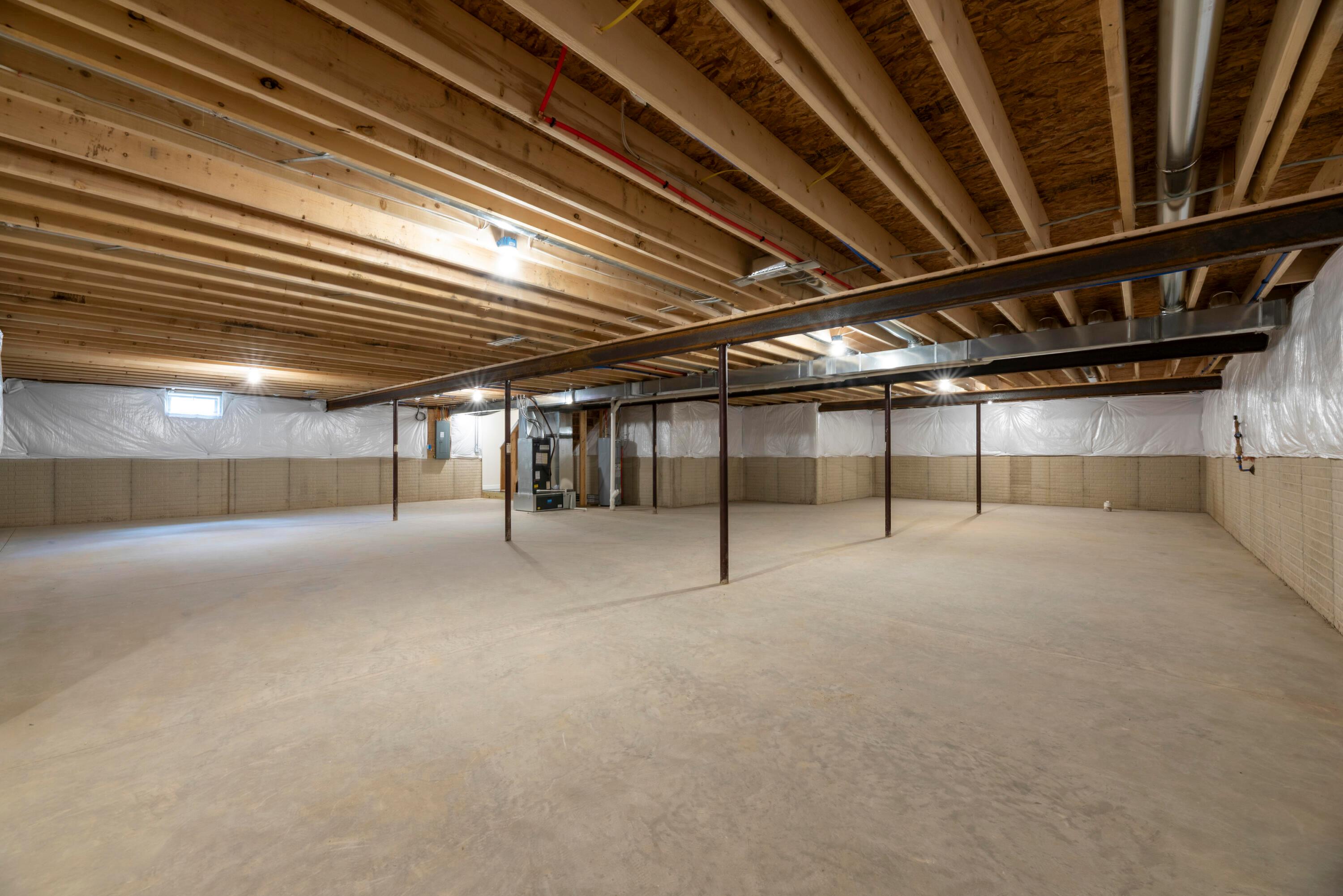 701 Grand View Drive, Howard, Ohio image 47