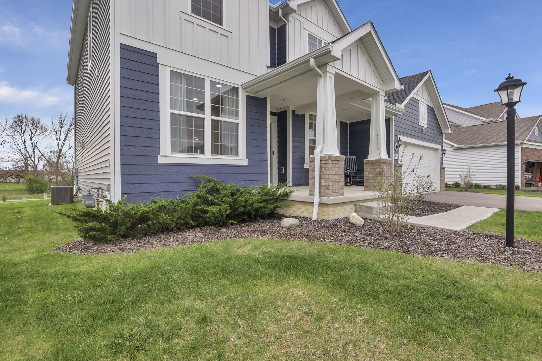 8212 Hotsprings Drive, Pickerington, Ohio image 4