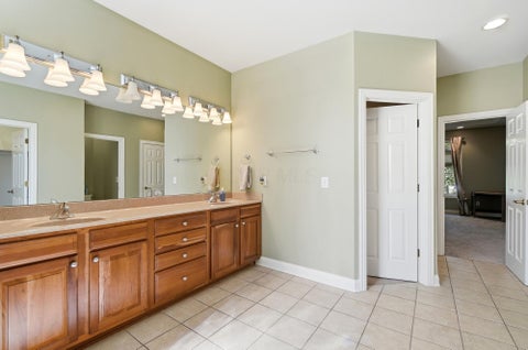 Tiny photo for 5975 Aberfeldy Court, Westerville, OH 43082 (MLS # 226039055)