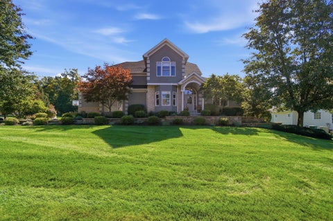 Photo of 5975 Aberfeldy Court, Westerville, OH 43082 (MLS # 226039055)