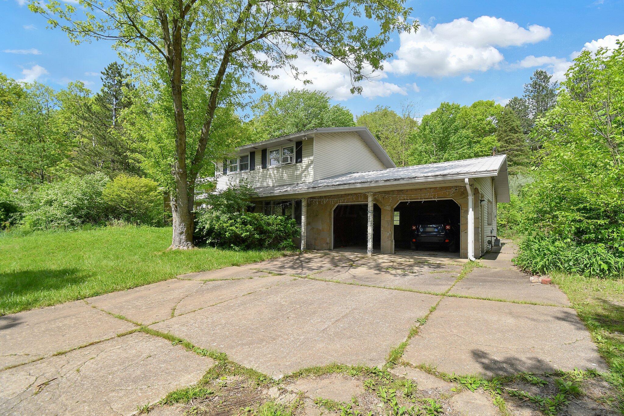 1485 Willow Park Drive, Mansfield, Ohio image 2