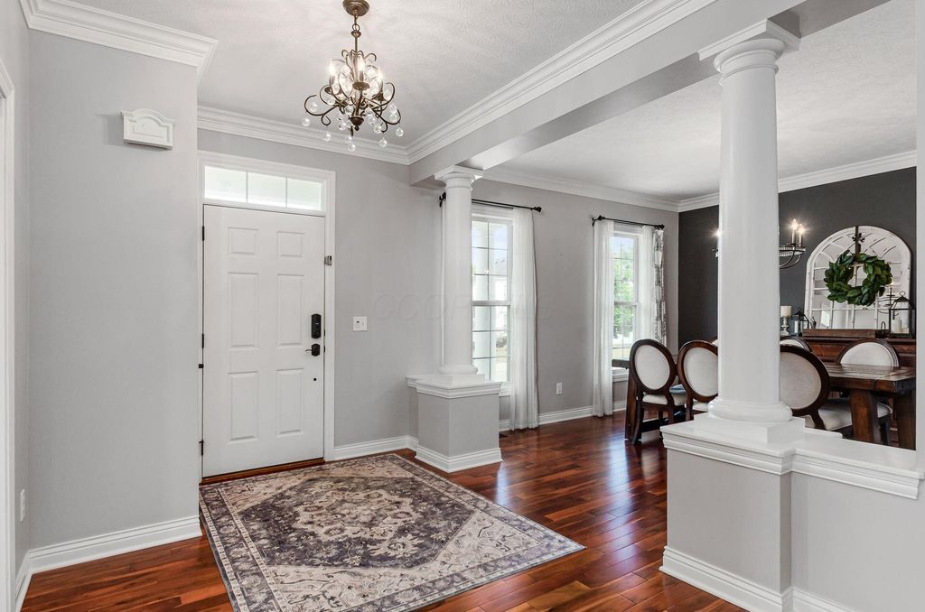 Photo of 6993 Cunningham Drive, New Albany, OH 43054 (MLS # 225036421)