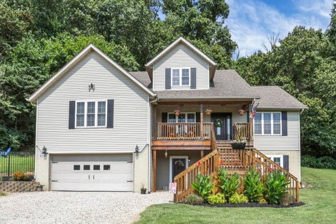 Photo of 2828 Stoney Hill Road SW, Lancaster, OH 43130 (MLS # 226033566)
