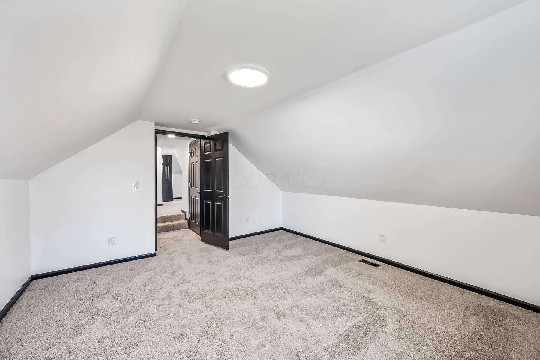 163 E Central Avenue, Delaware, Ohio image 32