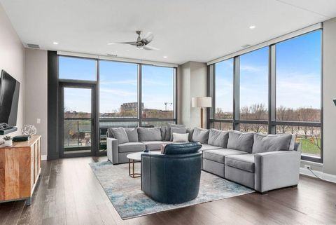 Photo of 250 W Spring Street 326 #326, Columbus, OH 43215 (MLS # 225038397)