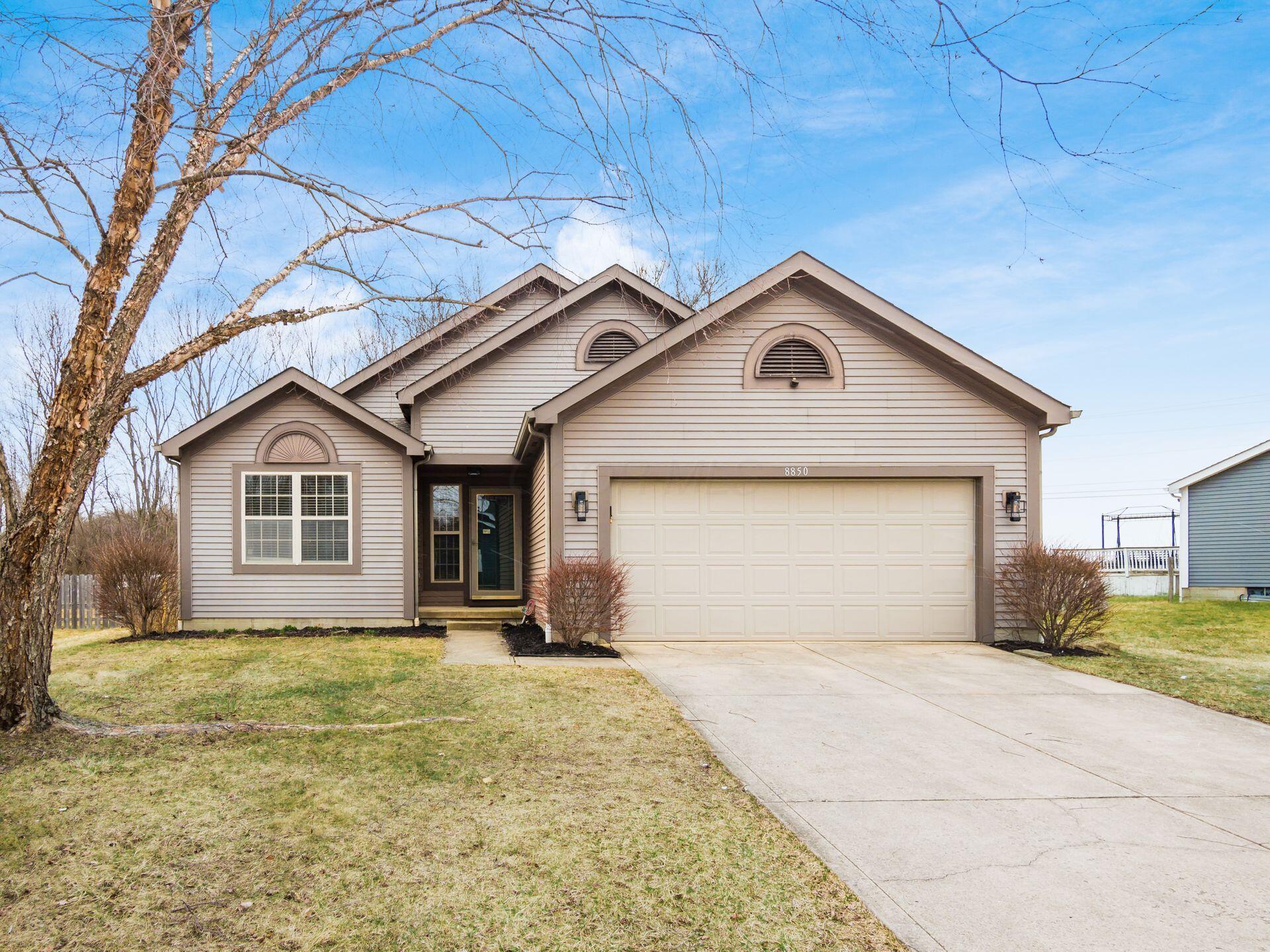 8850 Stillwater Drive, Galloway, Ohio image 2