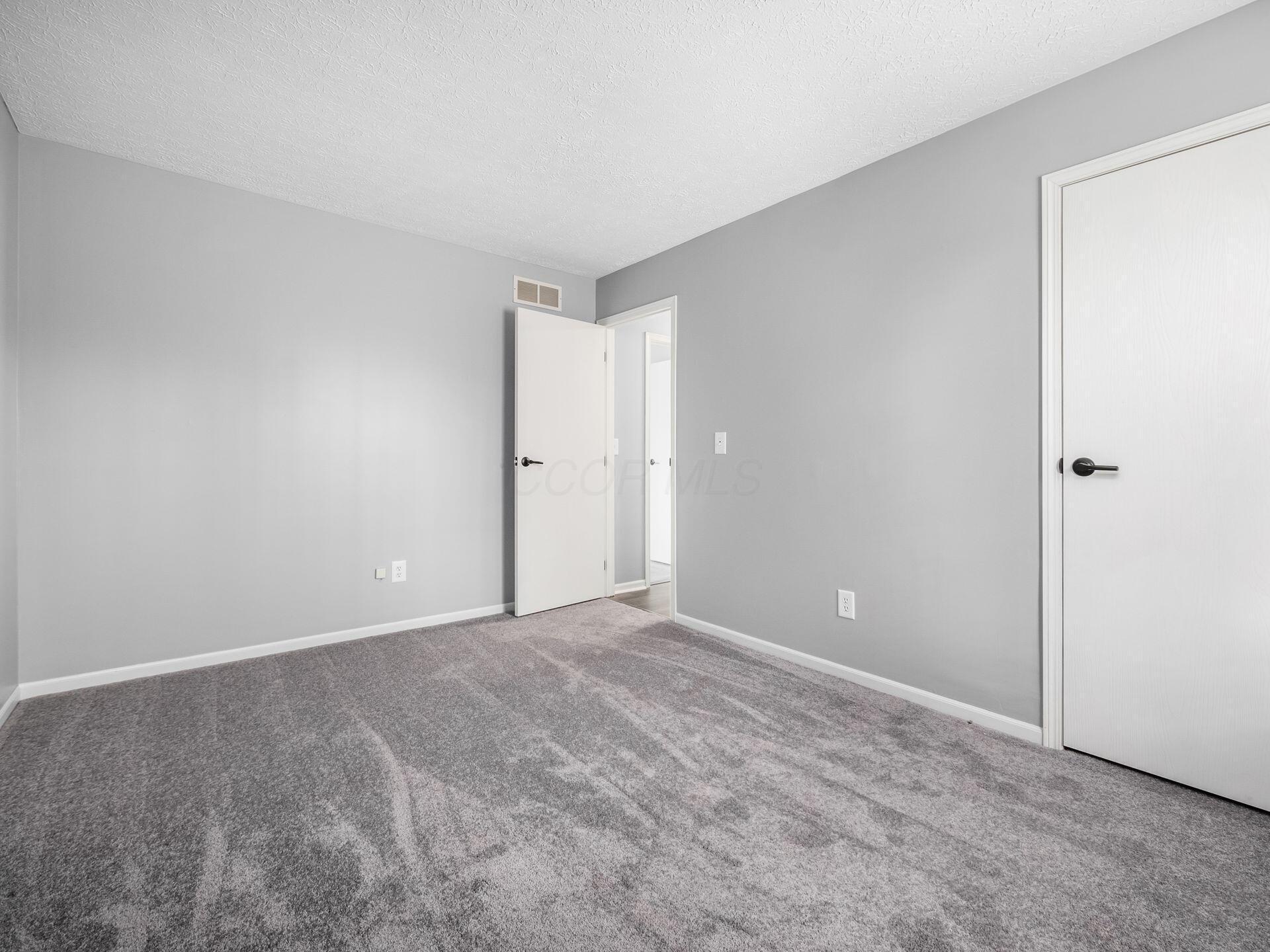 8850 Stillwater Drive, Galloway, Ohio image 30