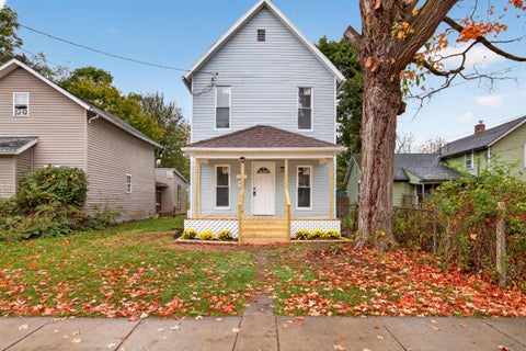 Photo of 427 Park Street, Marion, OH 43302 (MLS # 226039698)