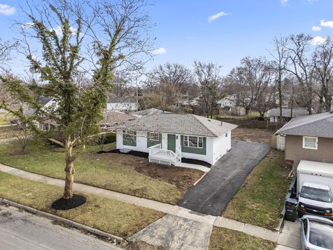 Tiny photo for 1549 Alpine Drive, Columbus, OH 43229 (MLS # 225044407)