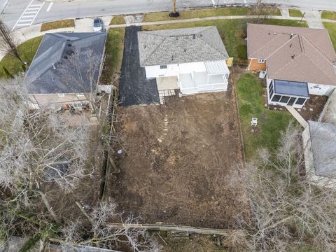 Tiny photo for 1549 Alpine Drive, Columbus, OH 43229 (MLS # 225044407)