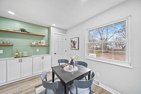 Tiny photo for 1549 Alpine Drive, Columbus, OH 43229 (MLS # 225044407)