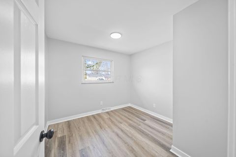 Tiny photo for 1549 Alpine Drive, Columbus, OH 43229 (MLS # 225044407)