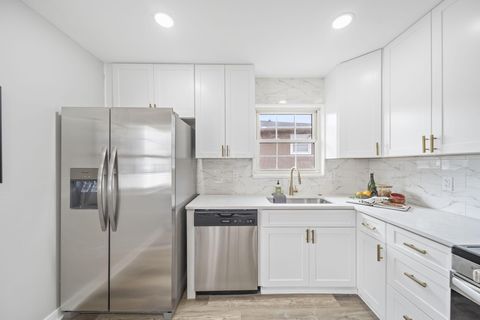 Tiny photo for 1549 Alpine Drive, Columbus, OH 43229 (MLS # 225044407)