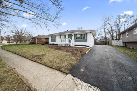 Tiny photo for 1549 Alpine Drive, Columbus, OH 43229 (MLS # 225044407)
