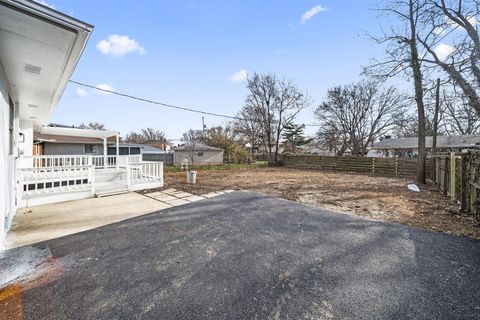 Tiny photo for 1549 Alpine Drive, Columbus, OH 43229 (MLS # 225044407)