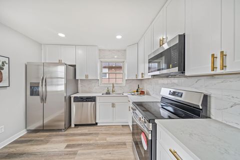 Tiny photo for 1549 Alpine Drive, Columbus, OH 43229 (MLS # 225044407)