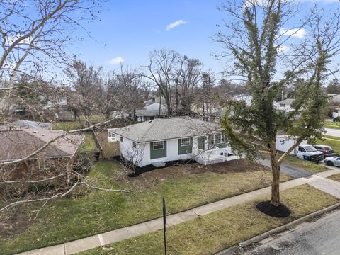 Tiny photo for 1549 Alpine Drive, Columbus, OH 43229 (MLS # 225044407)