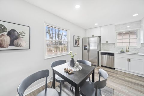 Tiny photo for 1549 Alpine Drive, Columbus, OH 43229 (MLS # 225044407)