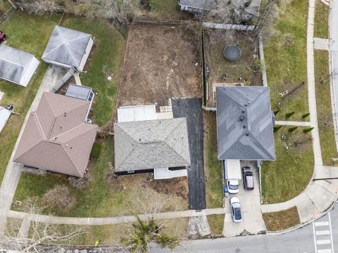 Tiny photo for 1549 Alpine Drive, Columbus, OH 43229 (MLS # 225044407)