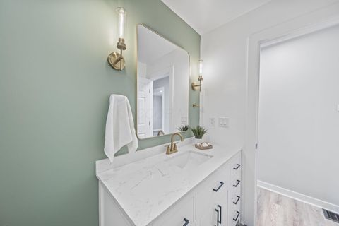 Tiny photo for 1549 Alpine Drive, Columbus, OH 43229 (MLS # 225044407)