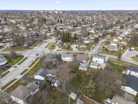 Tiny photo for 1549 Alpine Drive, Columbus, OH 43229 (MLS # 225044407)