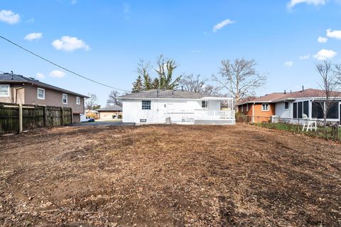 Tiny photo for 1549 Alpine Drive, Columbus, OH 43229 (MLS # 225044407)