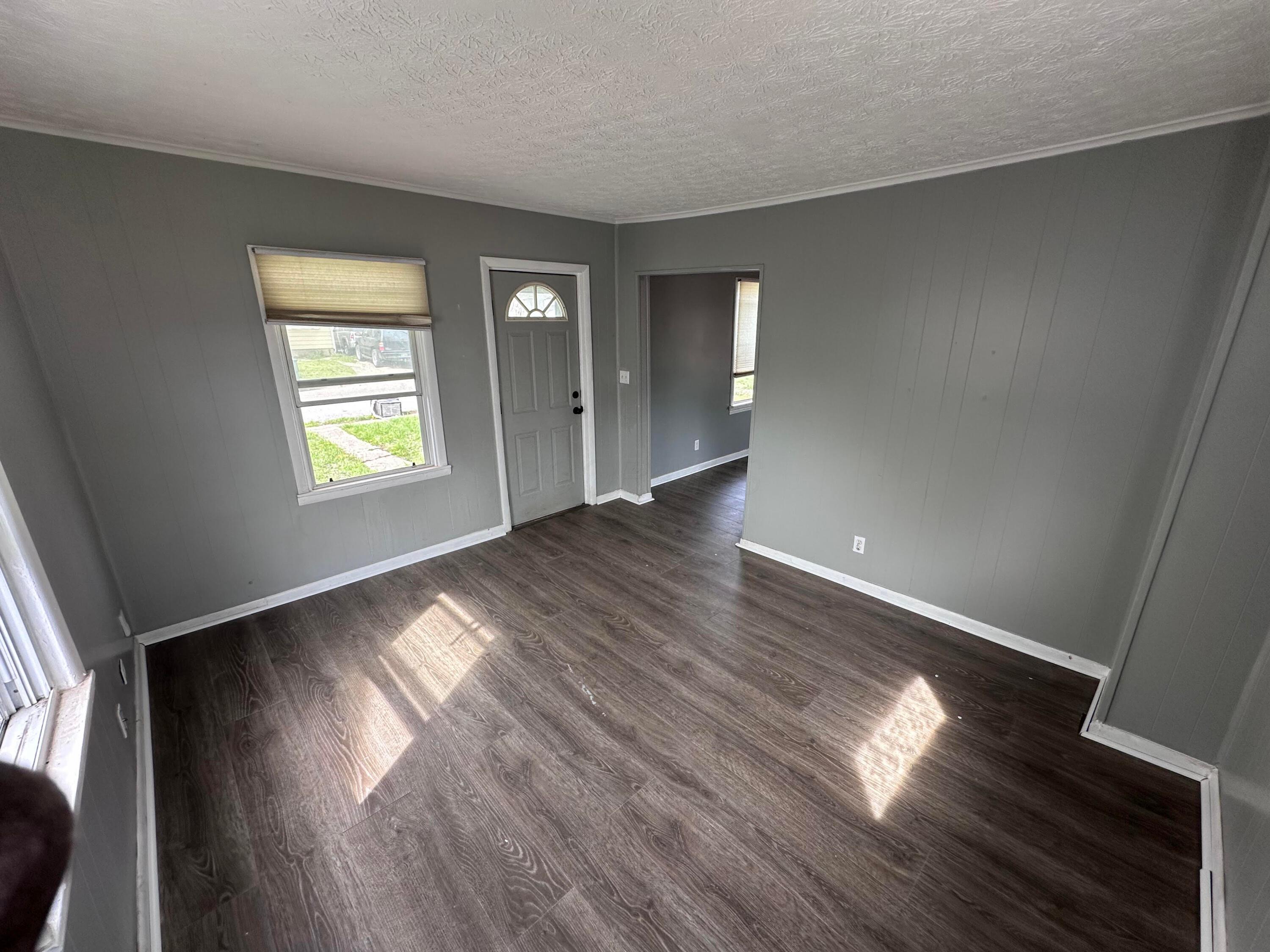 2969 E 11th Avenue, Columbus, Ohio image 11
