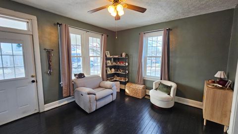 Tiny photo for 463 Laurel Street, Chillicothe, OH 45601 (MLS # 225045049)