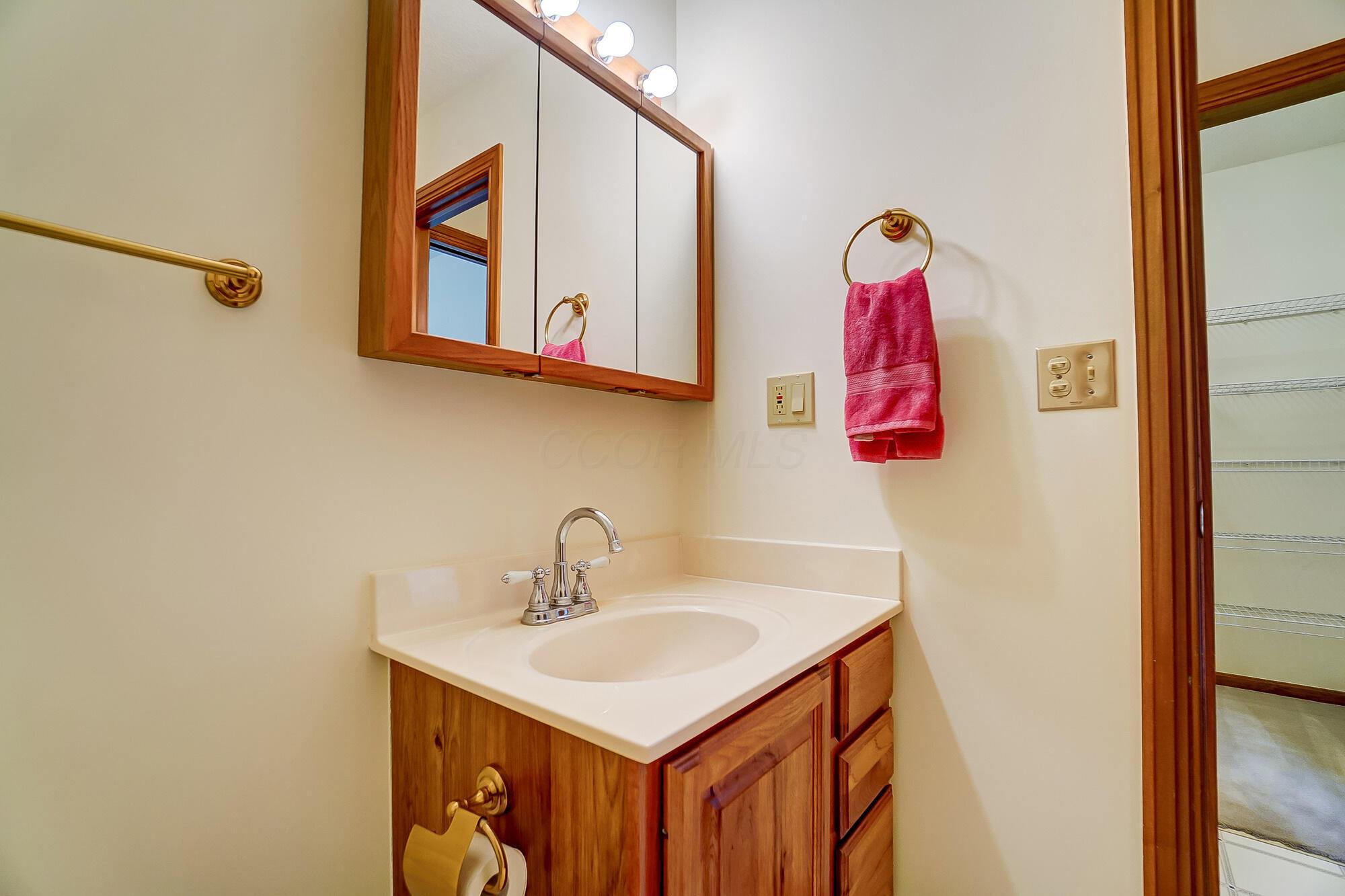 11800 Poplar Creek Road, Baltimore, Ohio image 39