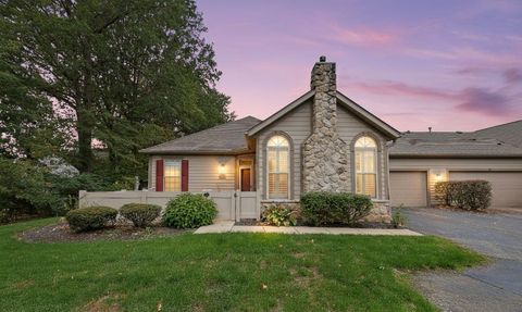 Photo of 147 Shadymere Lane 5 #5, Columbus, OH 43213 (MLS # 225039508)