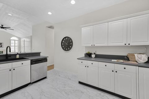 Tiny photo for 147 Shadymere Lane 5 #5, Columbus, OH 43213 (MLS # 225039508)