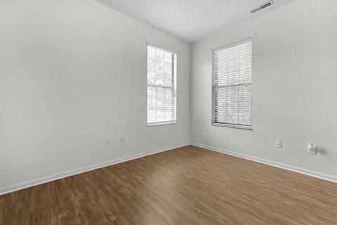 Tiny photo for 147 Shadymere Lane 5 #5, Columbus, OH 43213 (MLS # 225039508)