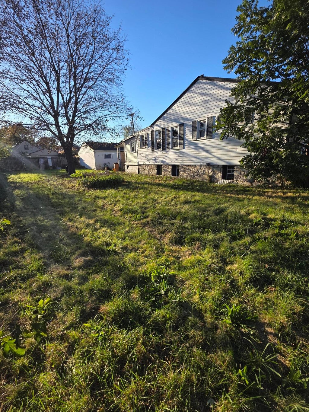 Photo of 473 Catherine Street, Columbus, OH 43223 (MLS # 226040482)